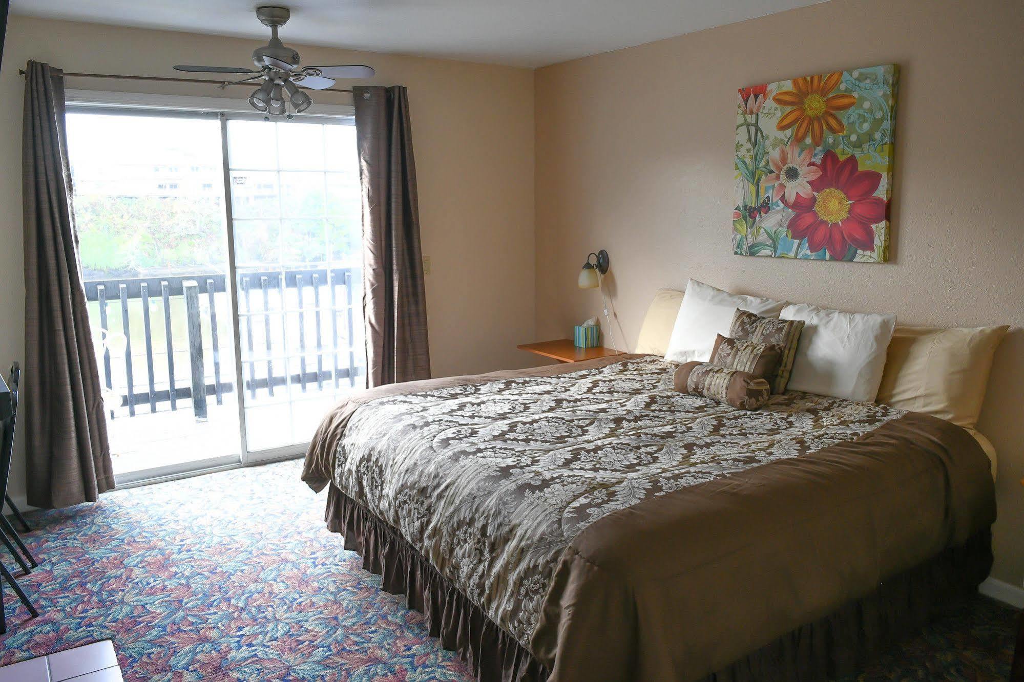 Depoe Bay Inn (Adults Only) Exterior photo