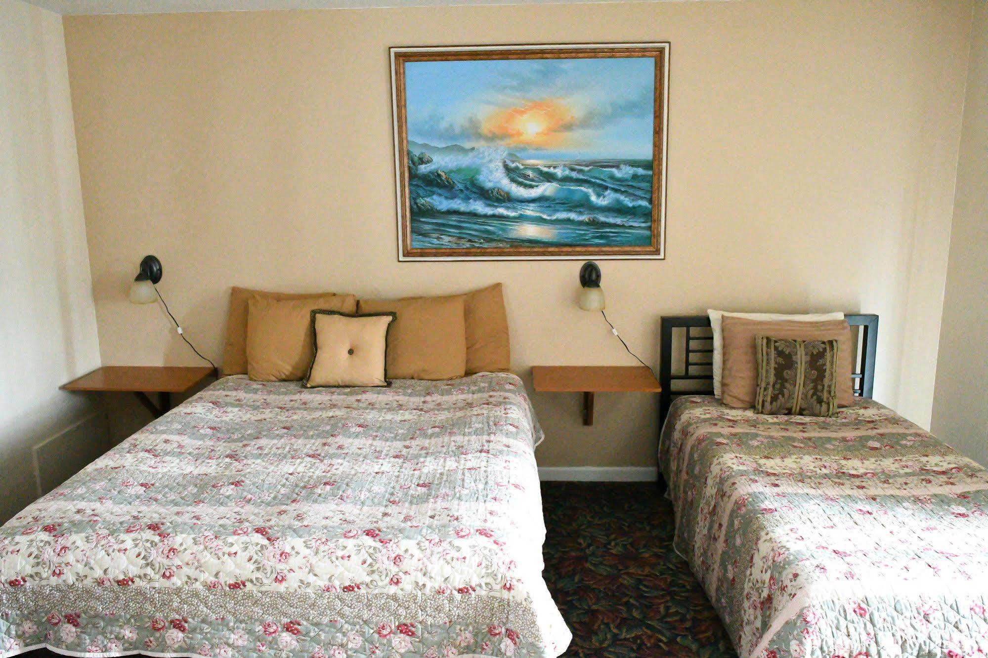 Depoe Bay Inn (Adults Only) Exterior photo